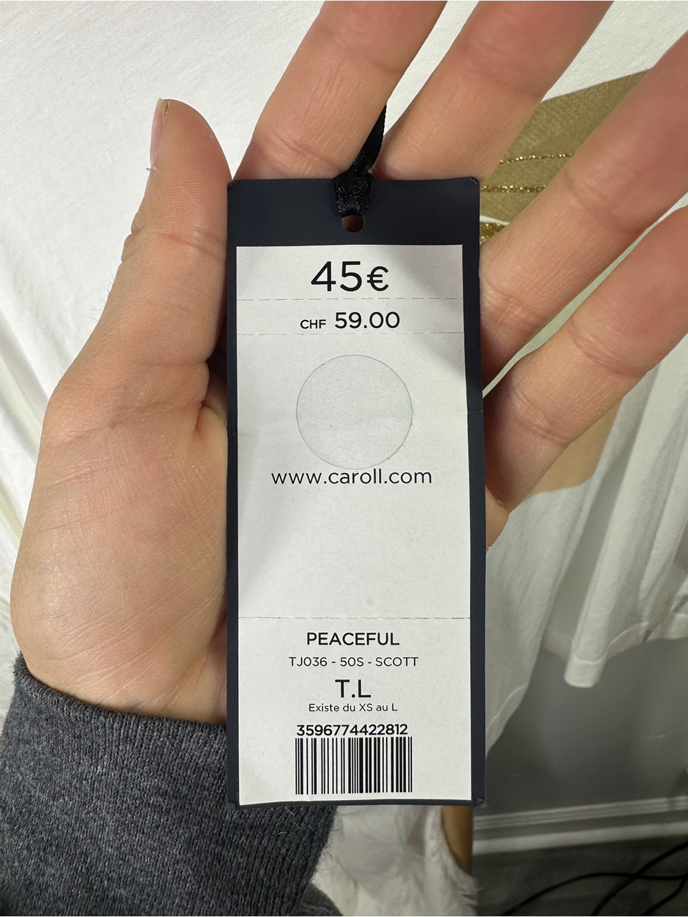 NWT Caroll White Graphic T sz L - Picture 4 of 5